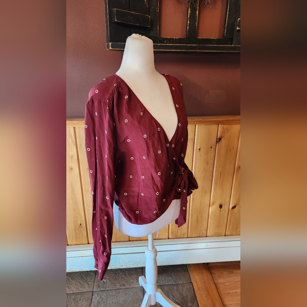 J.Crew Tie Front 100% Silk Top in Burgundy Dot Size Large - Picture 6 of 9
